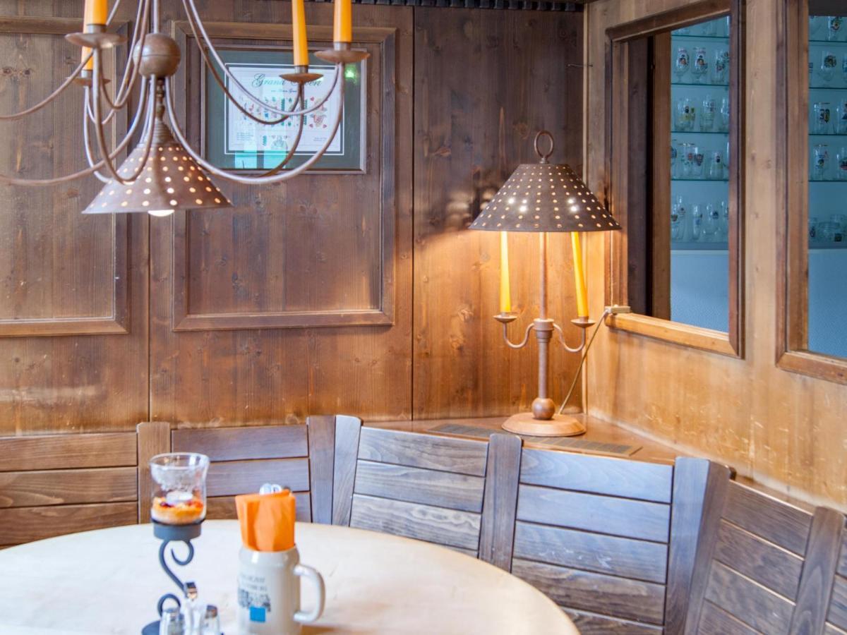 Hotel Am Rossplan Altenburg Esterno foto