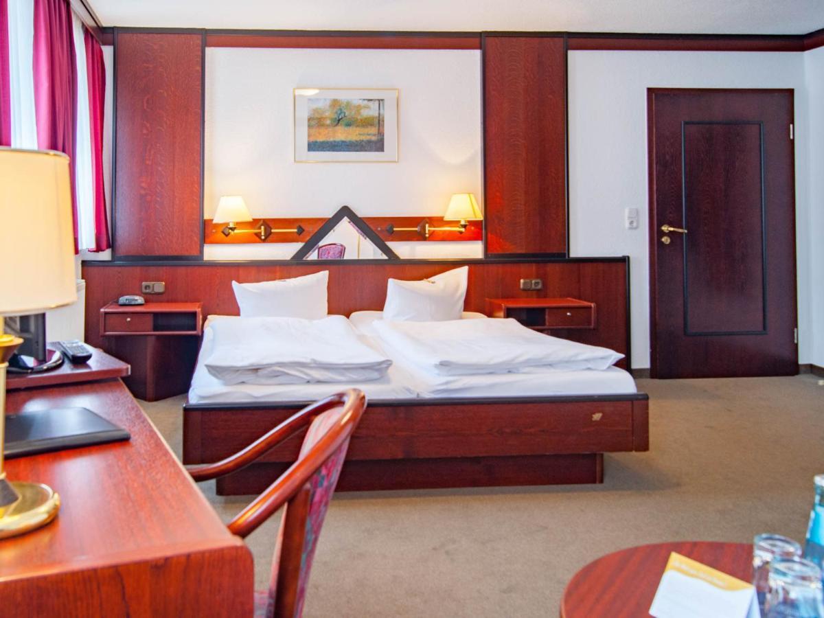 Hotel Am Rossplan Altenburg Esterno foto