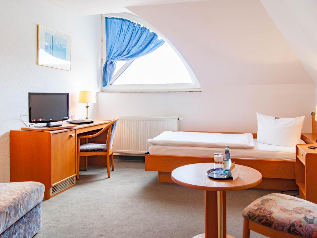 Hotel Am Rossplan Altenburg Esterno foto