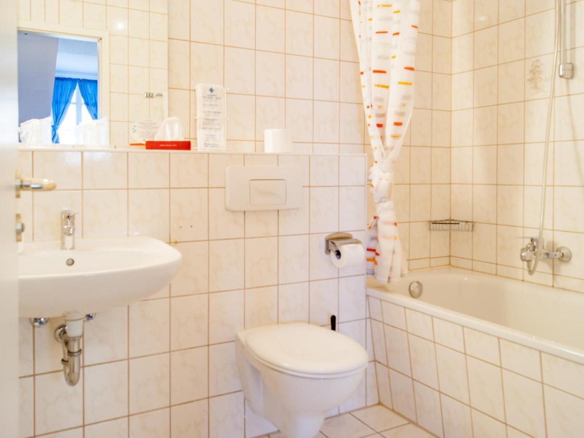 Hotel Am Rossplan Altenburg Esterno foto
