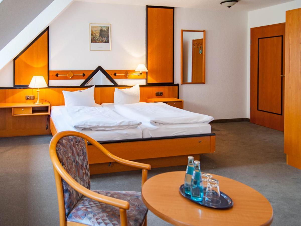 Hotel Am Rossplan Altenburg Esterno foto